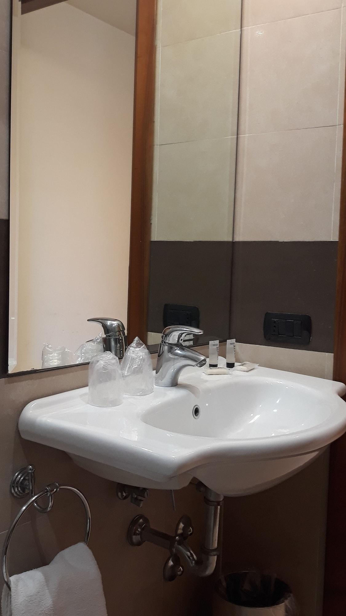 Crosti 3* Roma