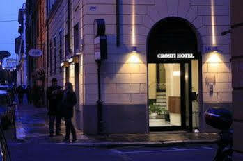 Crosti Hotel 3*