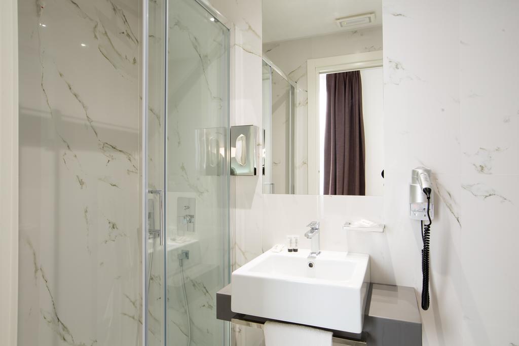 Hotel Crosti Rom